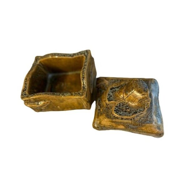 Handcrafted Ceramic Trinket Box With Leaf Detail In Golden Bronze Finish 6" x 5" - Picture 9 of 13